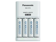 Eneloop gyorstlt + 4db 2000mAh akku 1,5h 