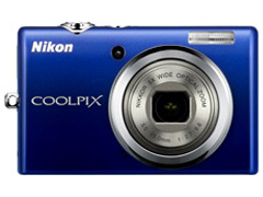 Nikon Coolpix S570 k�k digit�lis f�nyk�pez�g�p